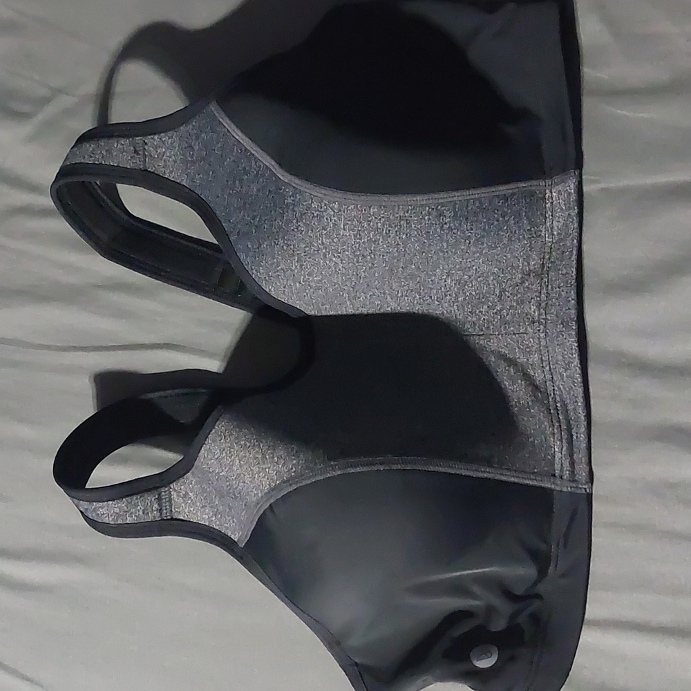Livi Active Sports Bra